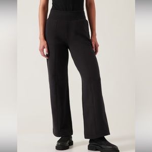 Athleta - Black Straight Leg Pants